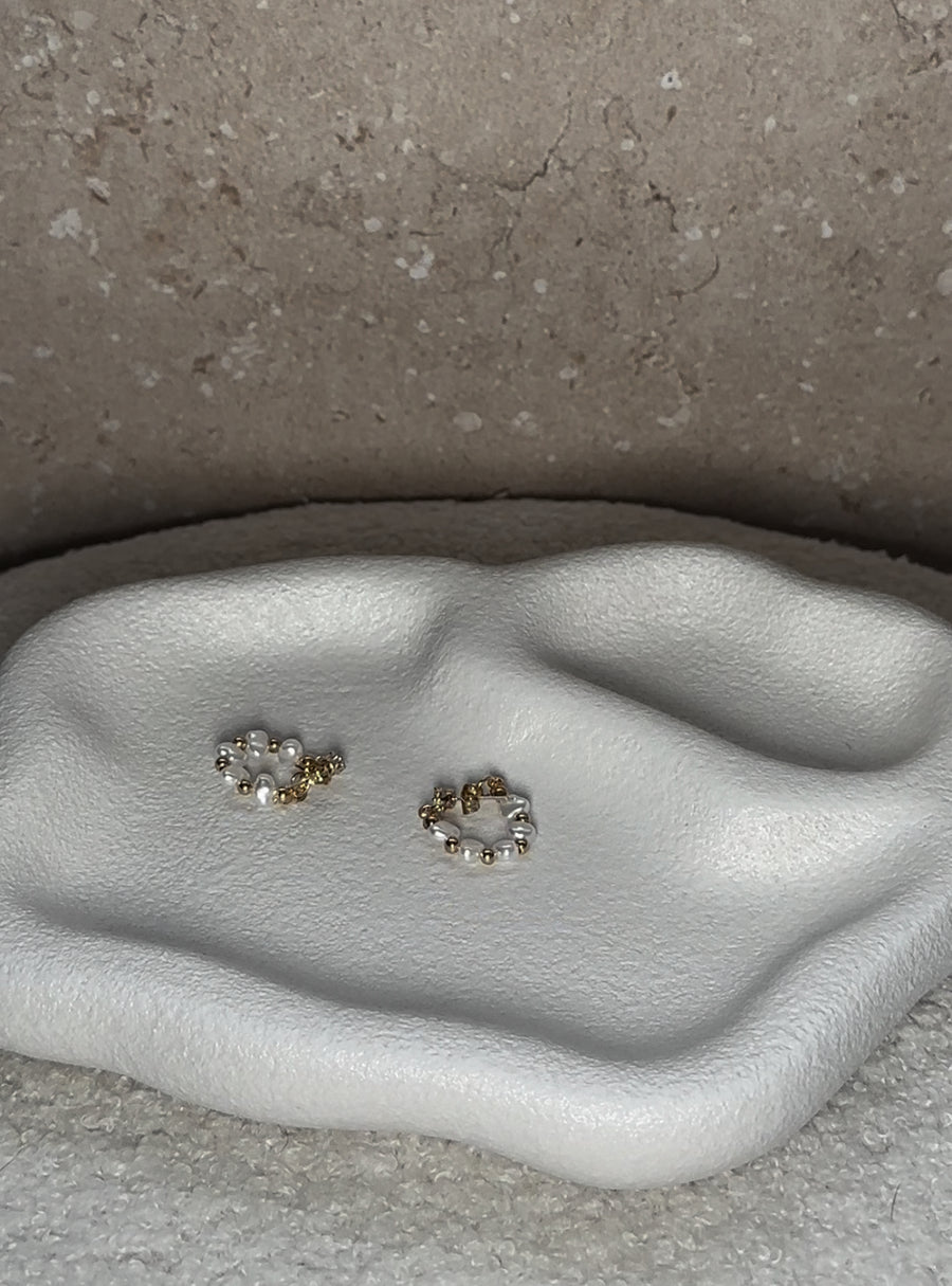 SERENITY PEARL STUDS